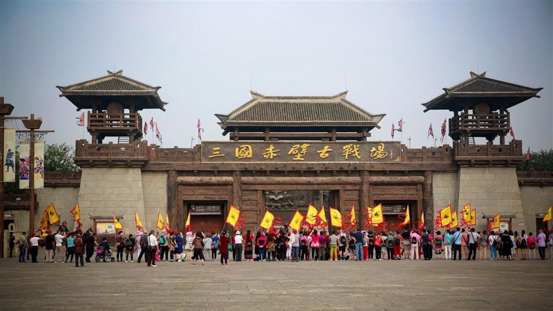 赤壁影楼如何选择适合的拍摄风格?